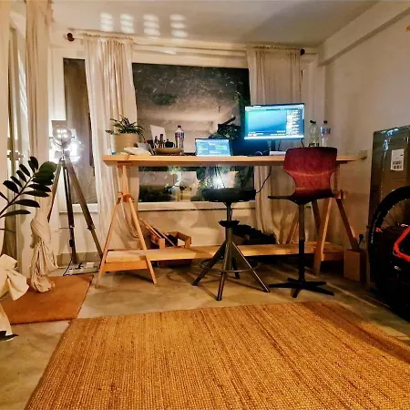 Spacious 3br - Fireplace, Garden And Surfboards * Aroeira (Setubal)